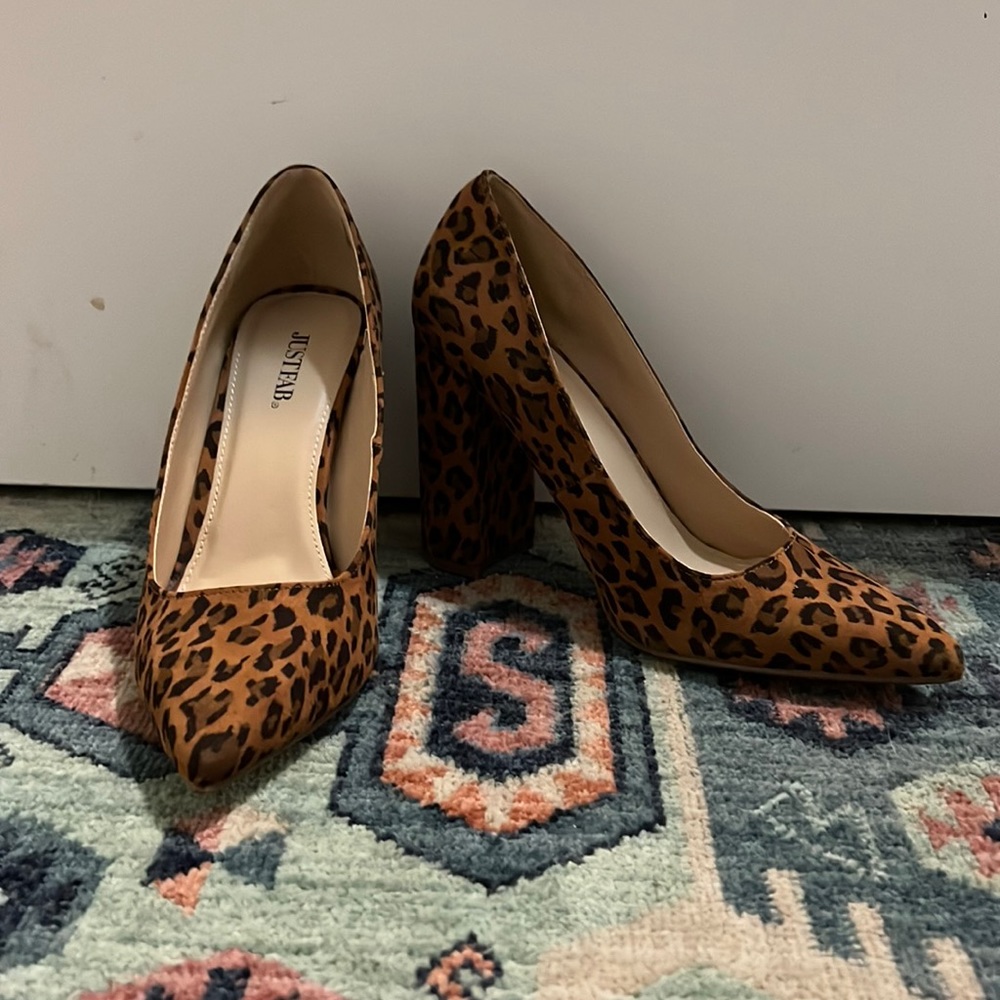 Faux Suede Cheetah Print Pointed Toe heels